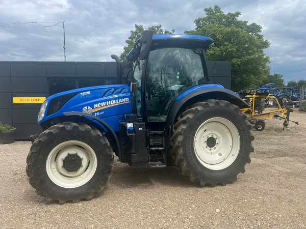 New Holland T6030